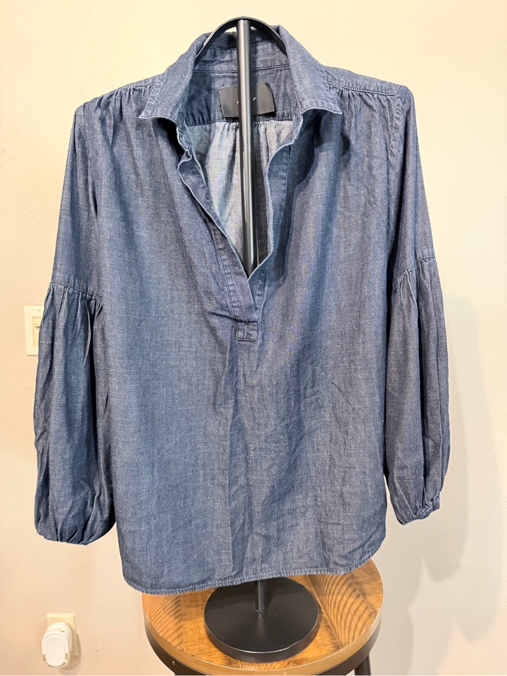 7 For All Mankind Chambray Blue Balloon-Sleeve Women’s Top